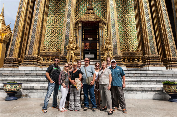 /Uploads/Public/FAFC Thailand Temple.jpg