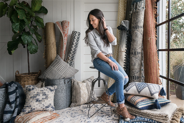 /Uploads/Public/Loloi Joanna Gaines new collection.jpg